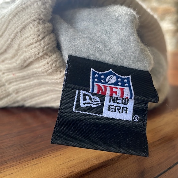 NWOT New Era Cream NFL Philadelphia Eagles Cuffed Knit Hat - OSFA - Picture 6 of 6